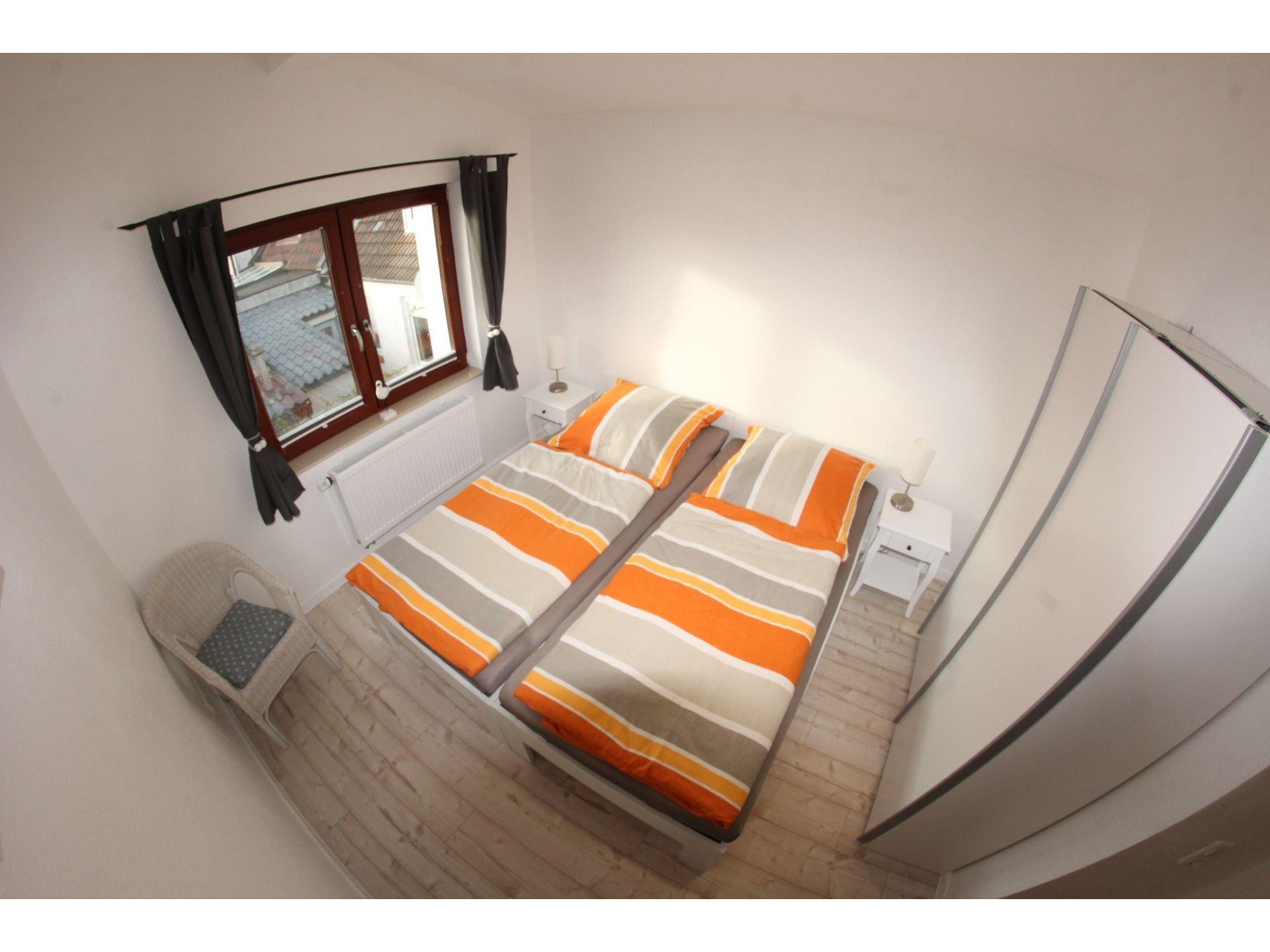 Schlafzimmer 2